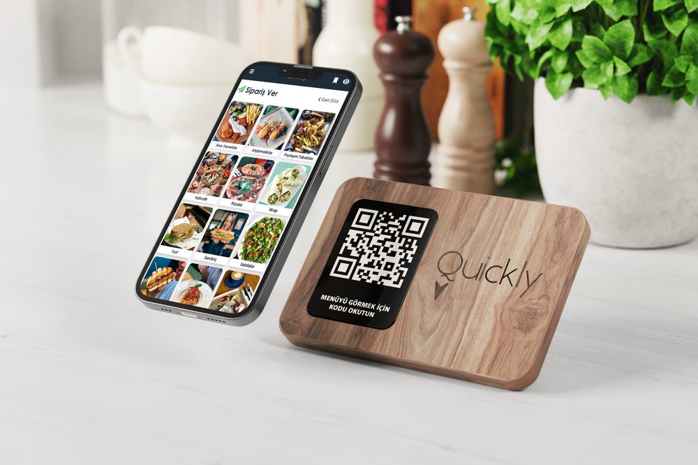 Quickly QR menü — misafir telefonunda menü